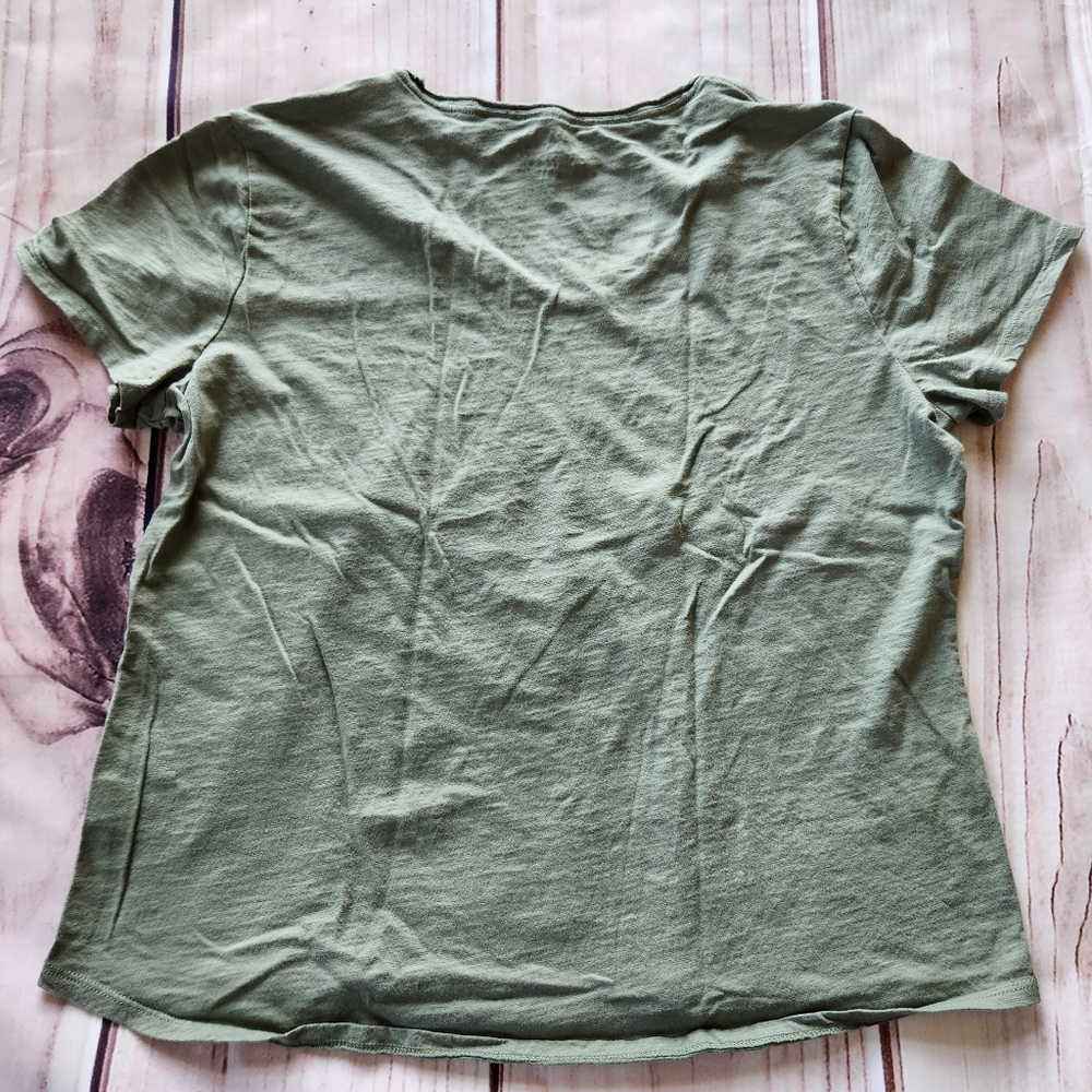 L.L.Bean Pair Of V Neck Organic Cotton Tee Shirts Red Green | Women's Size LP - Picture 7 of 10
